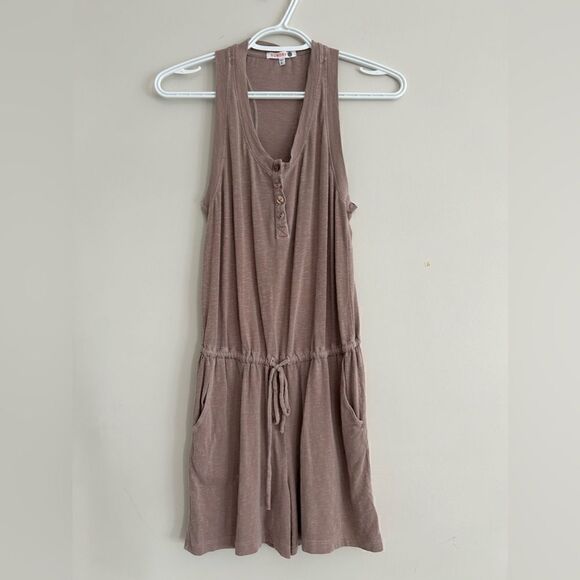 Sundry by Anthropologie Tan Sleeveless Romper - Picture 2 of 11
